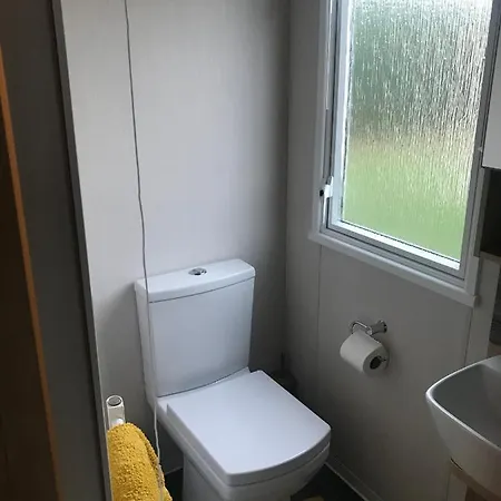 Flamingo Land Private Caravan - No 8 Cedarwood * Kirby Misperton