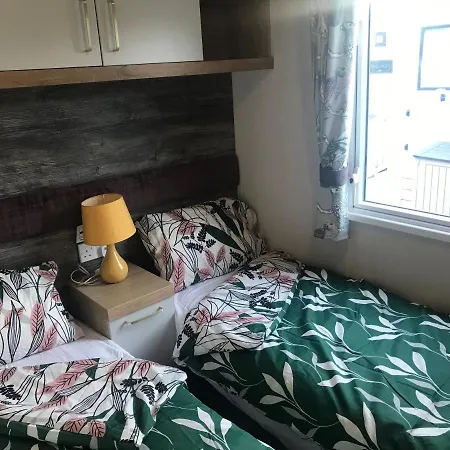 Flamingo Land Private Caravan - No 8 Cedarwood Kirby Misperton