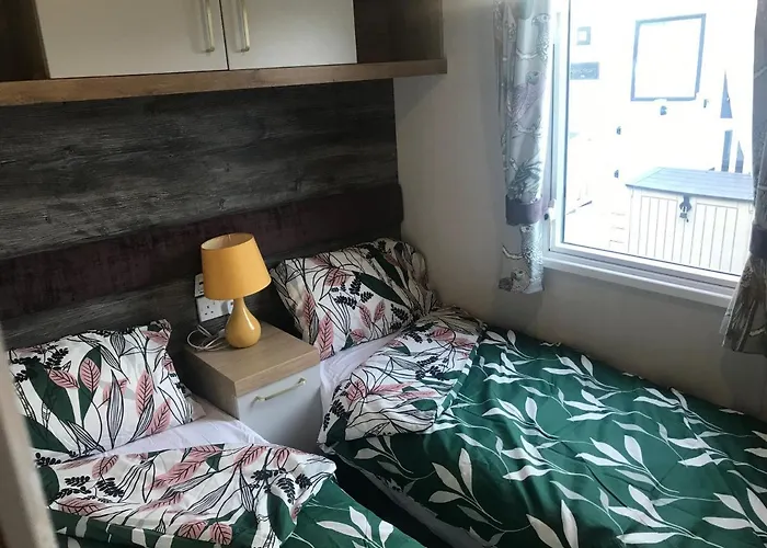 Flamingo Land Private Caravan - No 8 Cedarwood Kirby Misperton